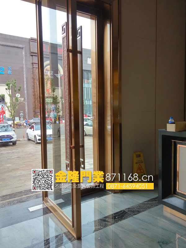 云南昆明不锈钢洒店商铺大门、不锈钢地弹簧门、不锈钢推拉门